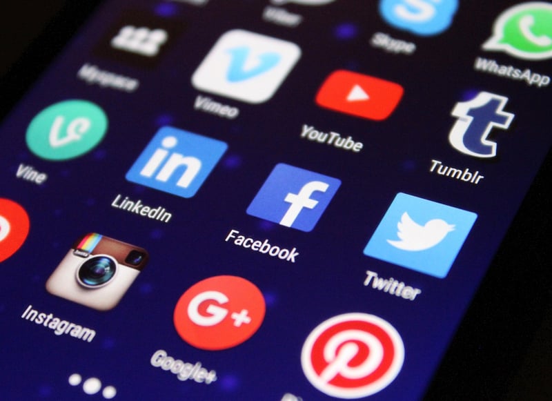 Social Media Debate